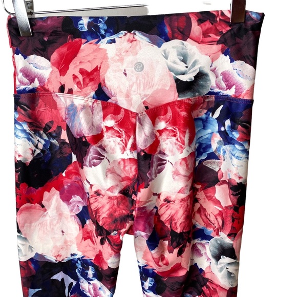 Bally Total Fitness Pink Red Floral 7/8 Compression Leggings Small - Picture 6 of 9
